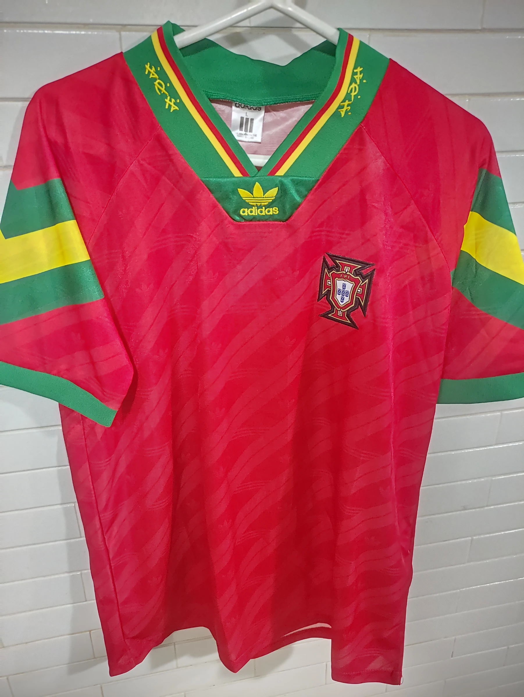 Camisola Portugal Retro 1992-1994.  Preço Fixo